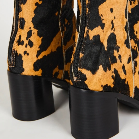 NWOT Intentionally Blank, PG Bootie: Moo Latte - Picture 5 of 5